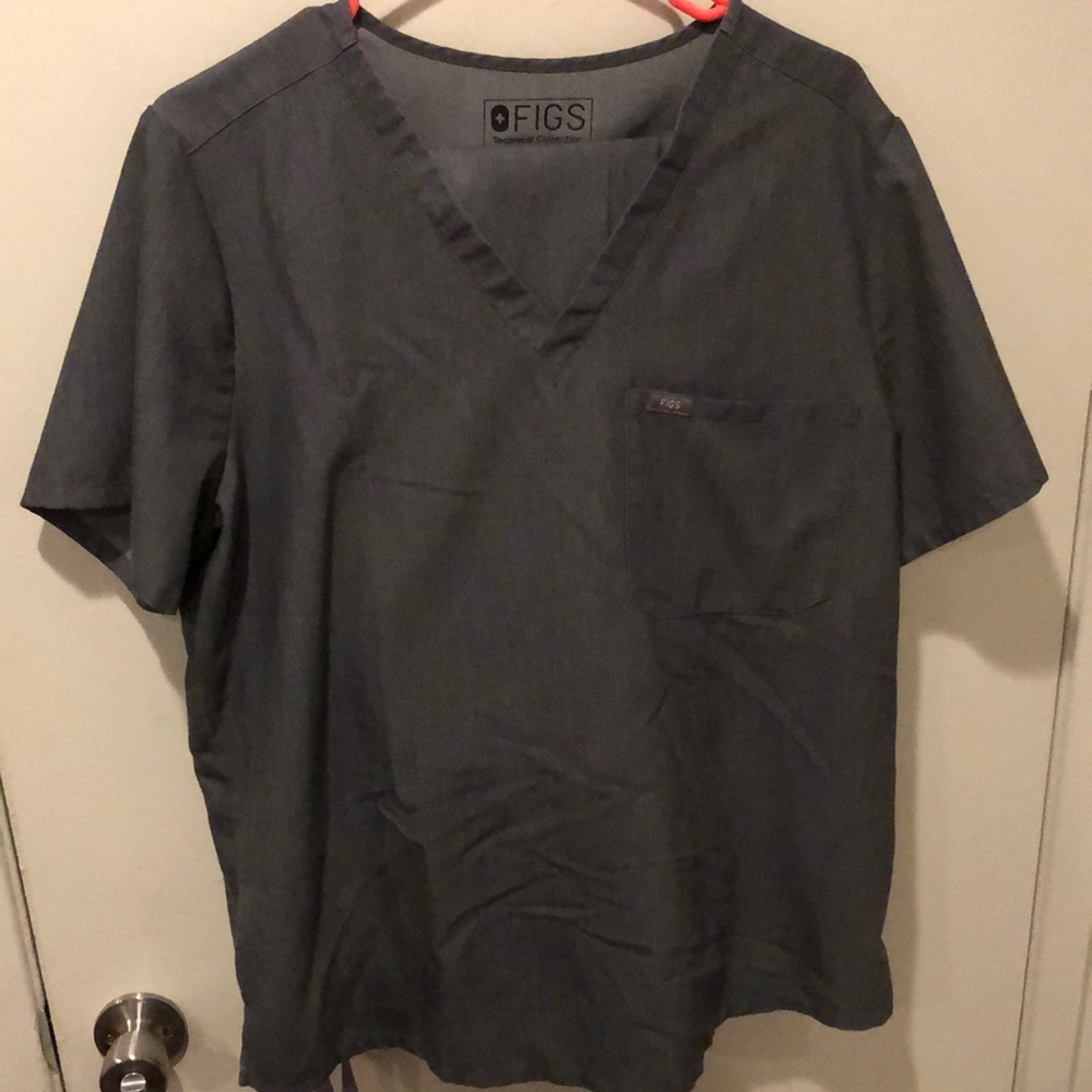 Used FIGS scrub top. Good condition. X-Large.